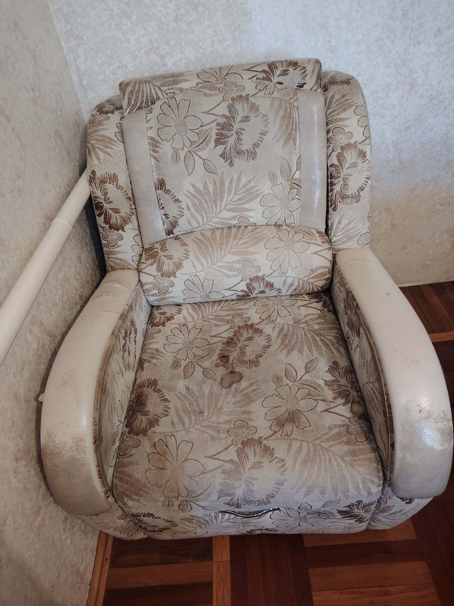 Продам диван и кресло кровать