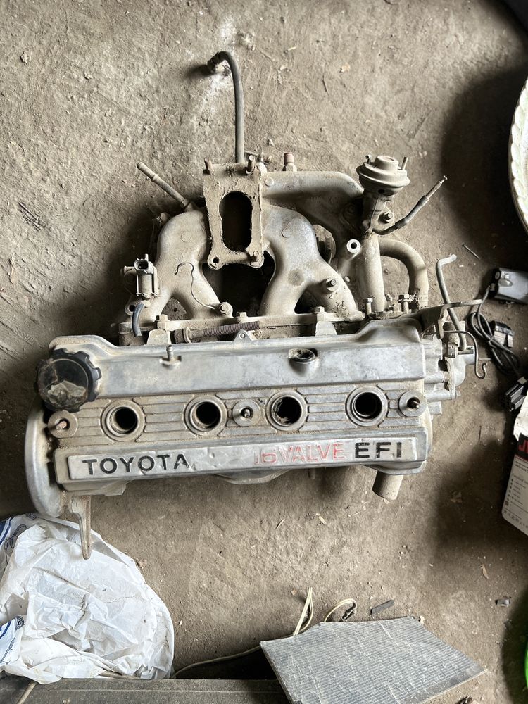 Головка двигателя Toyota Carina II (1.6)