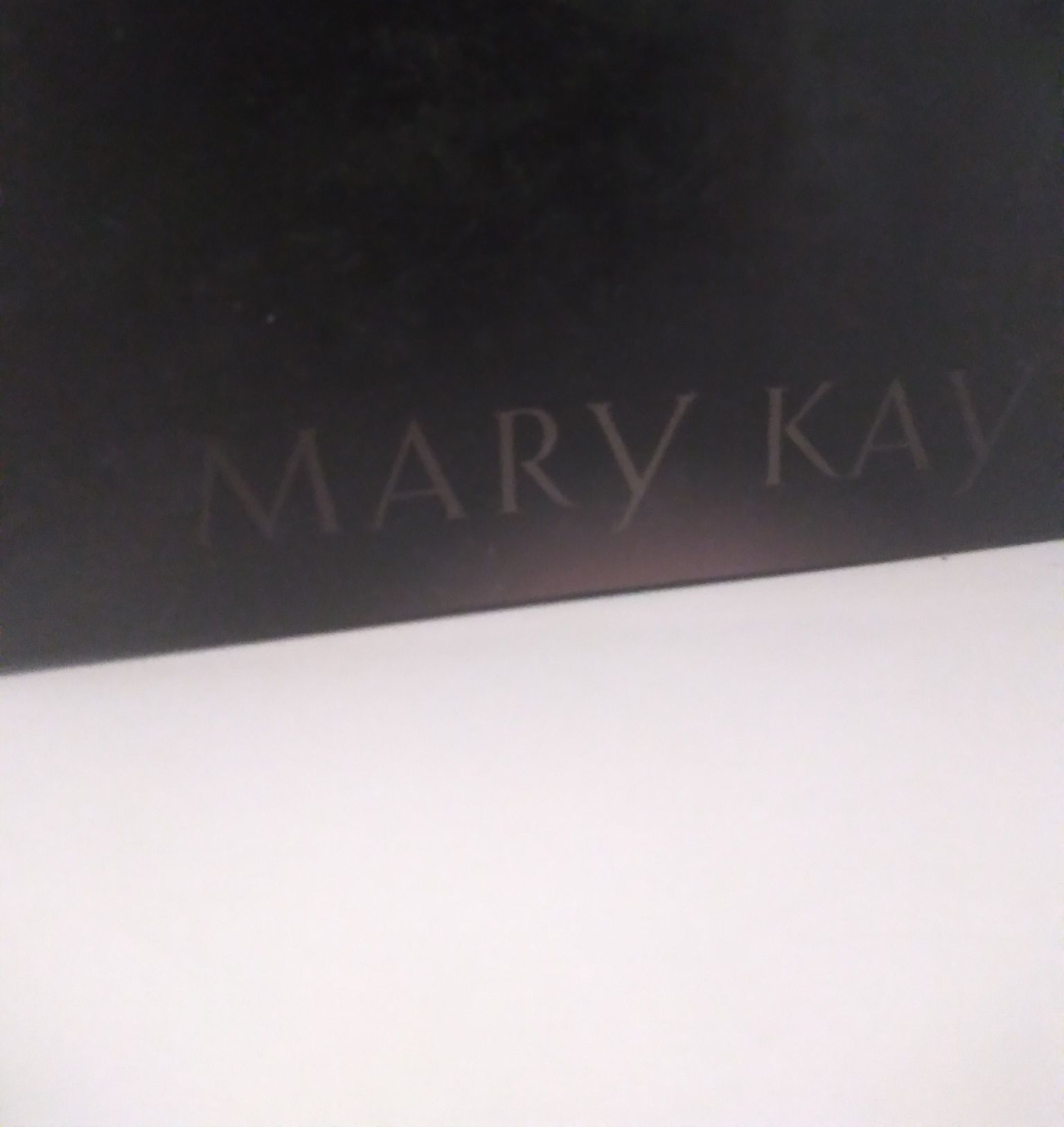 Футляр  с зеркалом для косметики "Mary Kay""