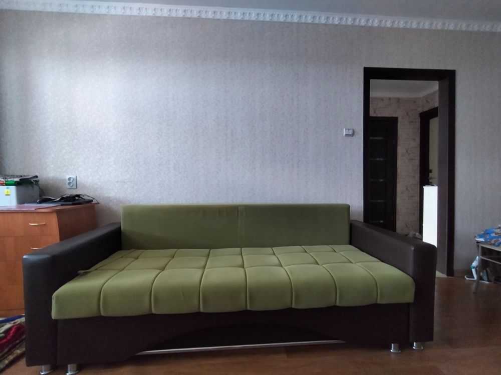Продаю мебель в связи с переездом.