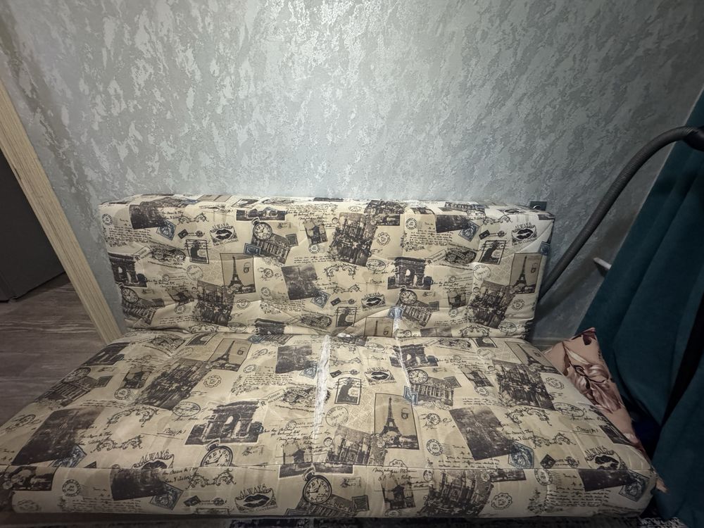 Отдам даром диван