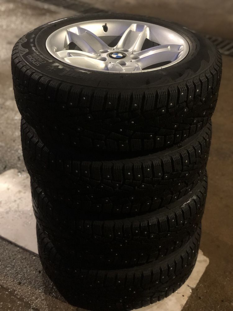 Диски с резиной зима на BMW