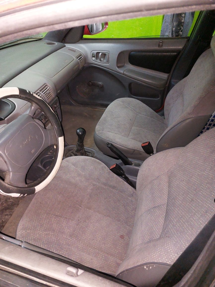Dodge neon 1995 года. Продам или варианты обмена, рассрочка, кредит.