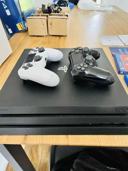 PS4 pro 1TB ssd хорошее состояние