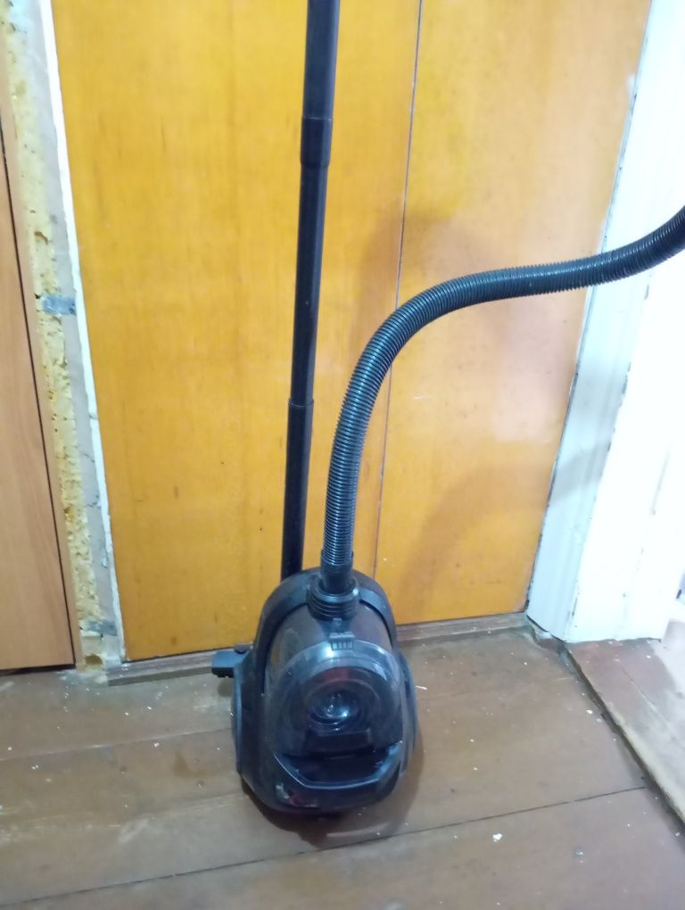 Продам пылесос Bosch
