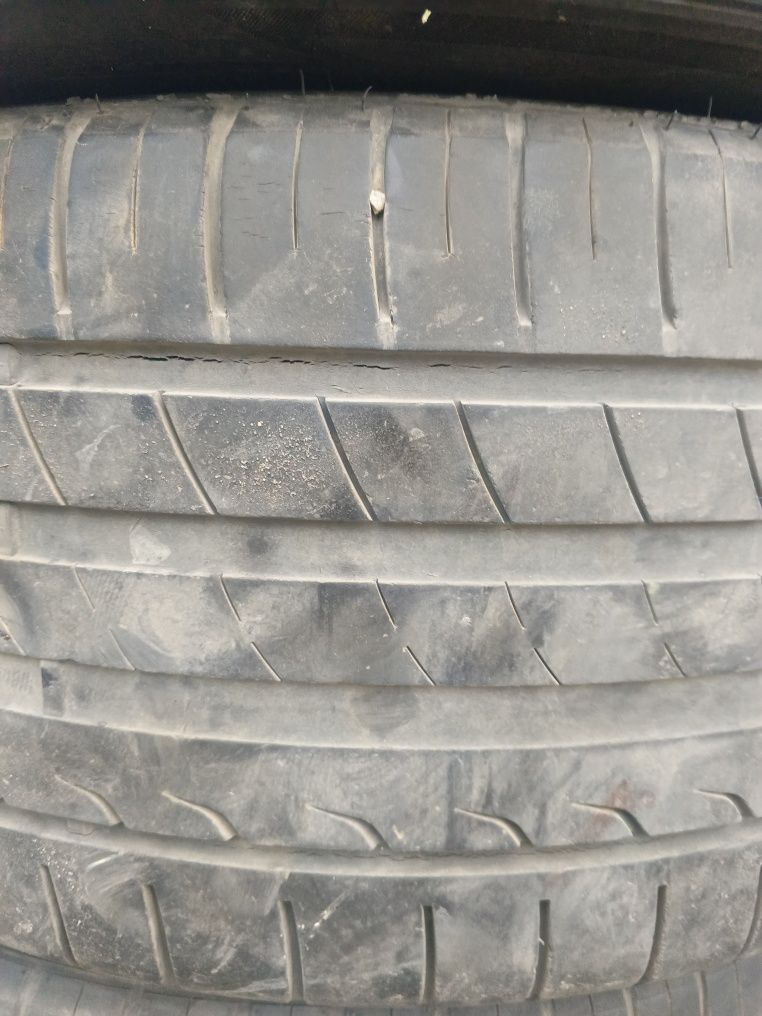 Продам 245/40/18
