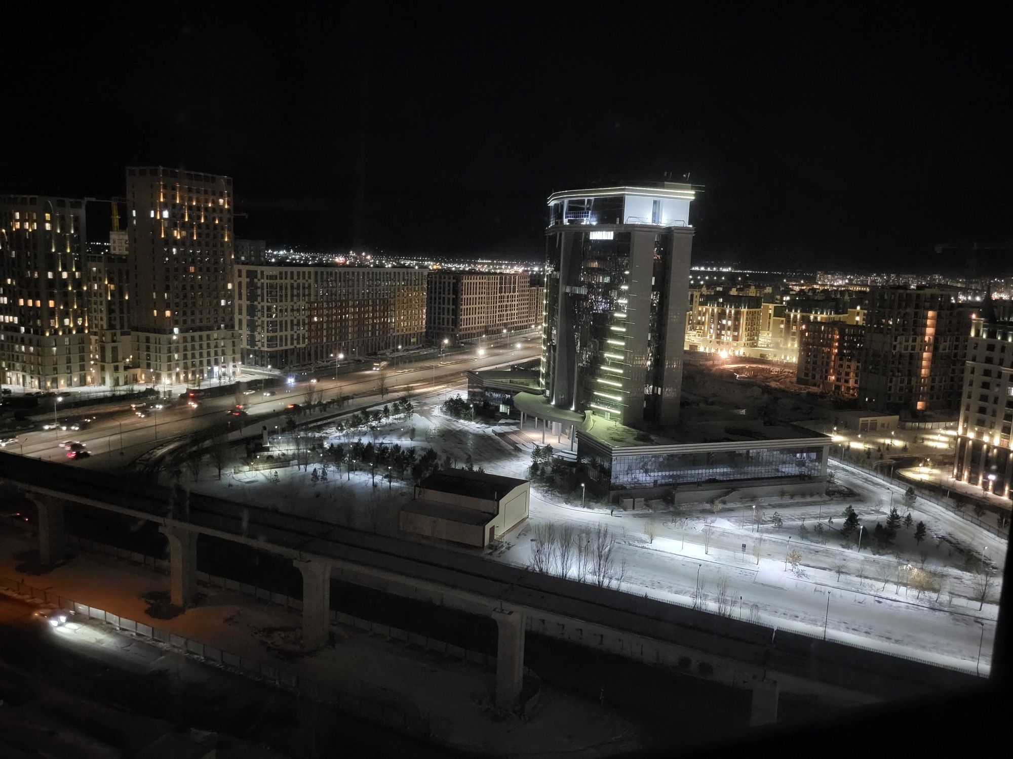 Продается 3 комнатная квартира.  Евро ремонт.