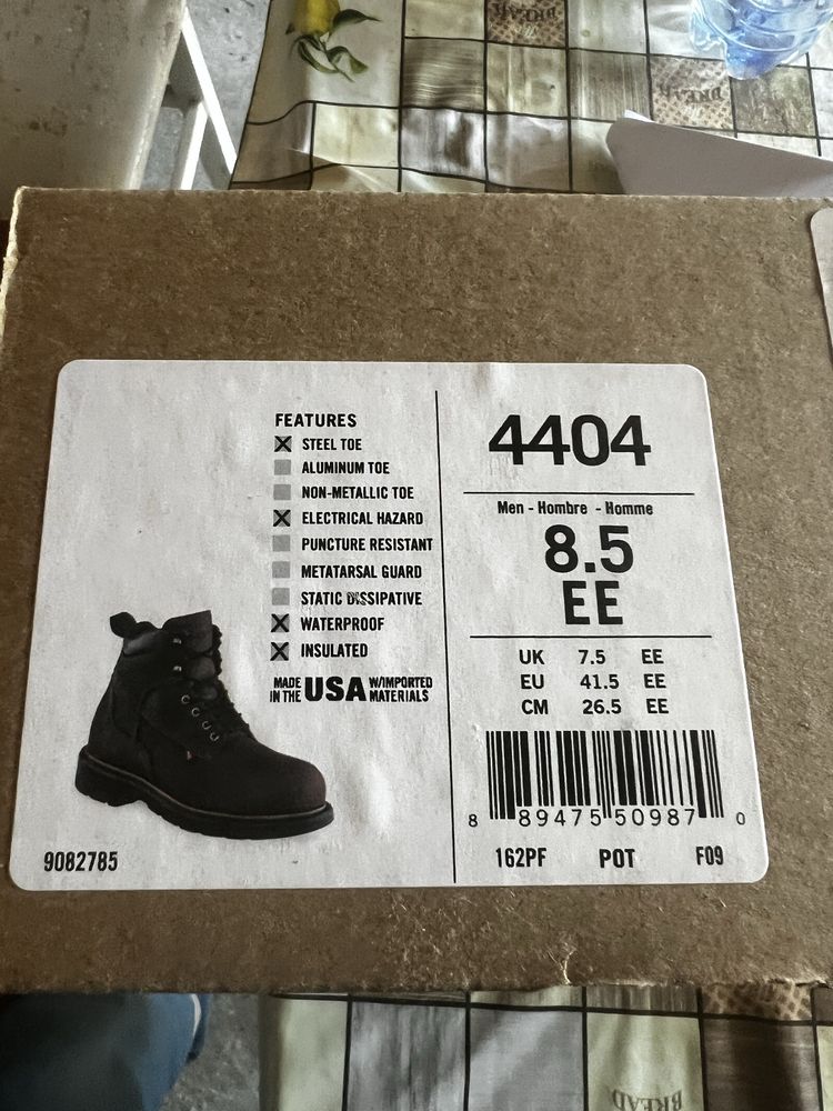 ТШО Батинка RED WING 45000 ТЕНГЕ жаңа