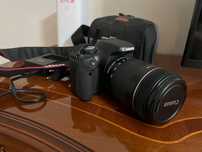 Камера Canon EOS 550D