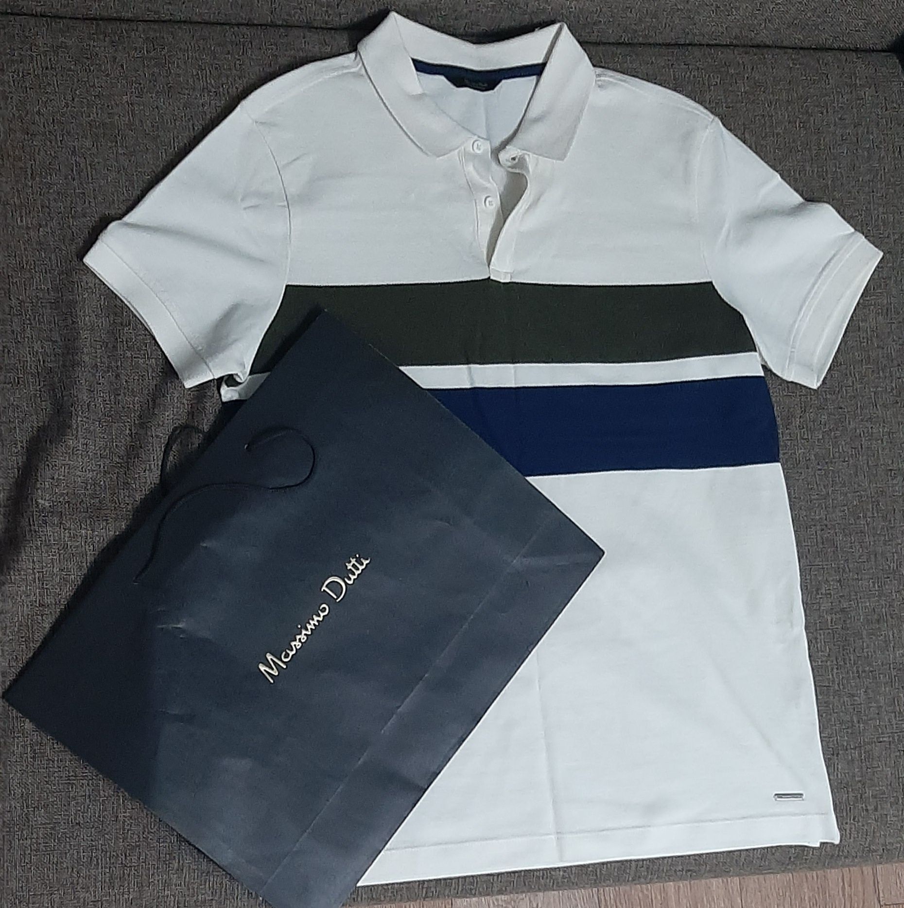 Оригинальная тенниска от Massimo Dutti