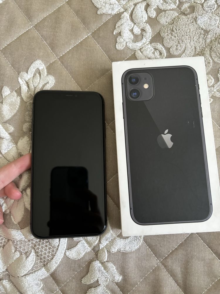 Продаю iphone 11 на 128гб