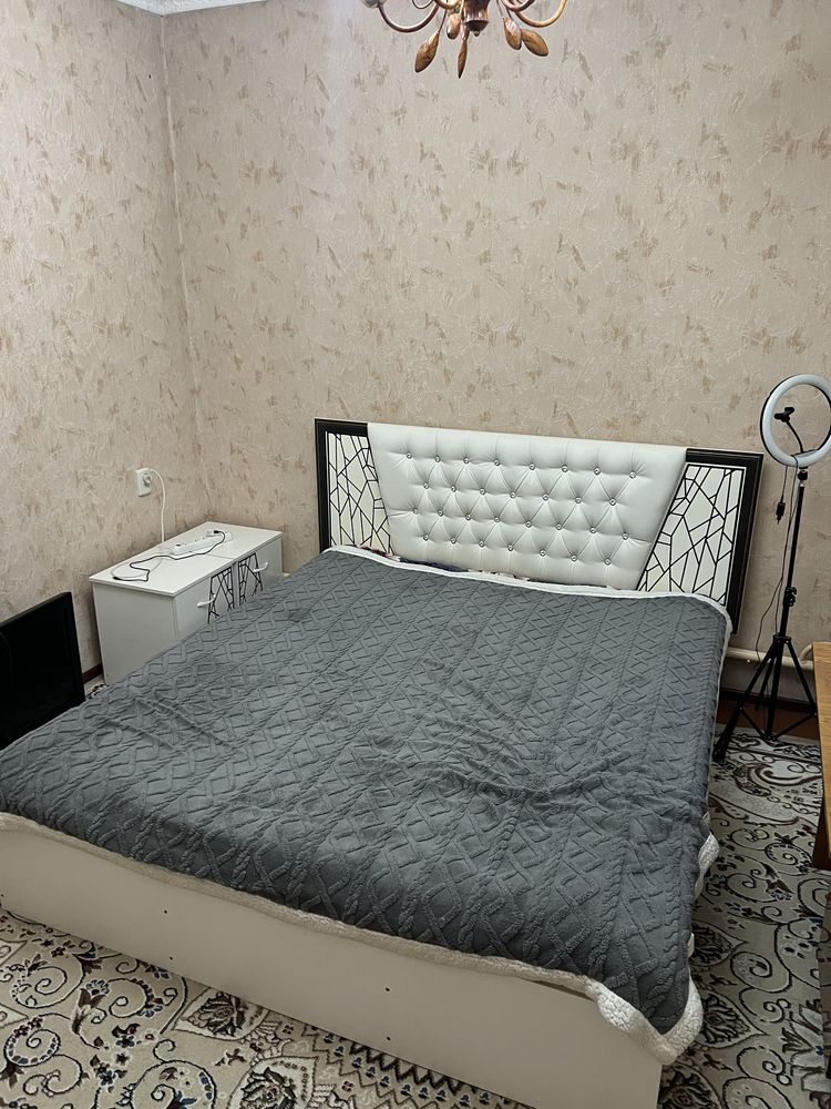 спальный гарнитур срочно продам