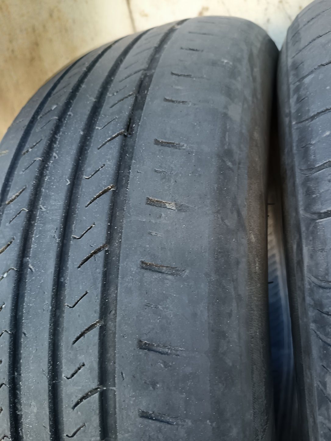 Продам 2 шины Trazano T-118 205/65 R15