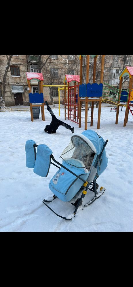 Продам санки - коляску