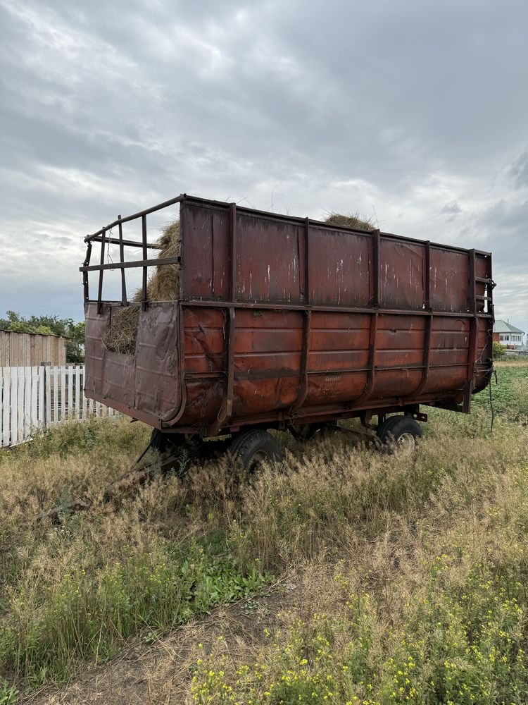 Продам сеновозку птс4