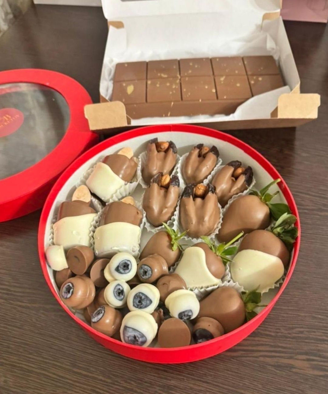 Клубника в шоколаде