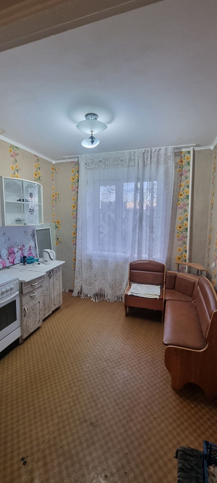 Продам трёхкомнатную квартиру на 6-85