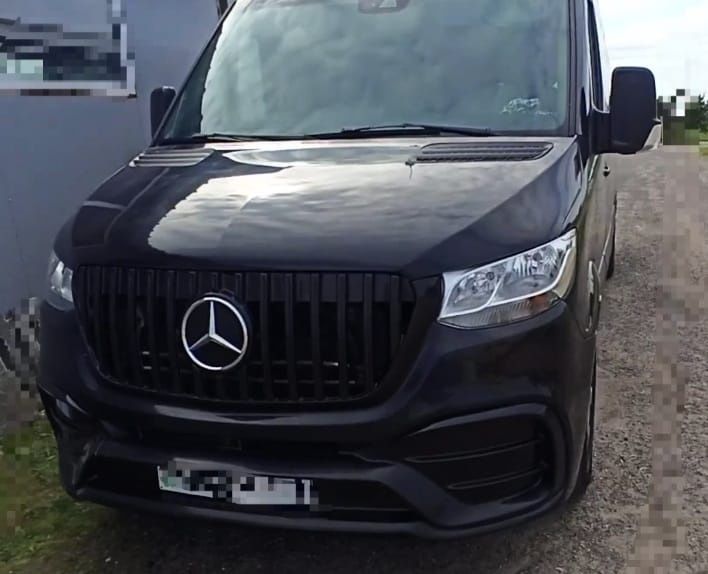 Передний бампер Sprinter W907