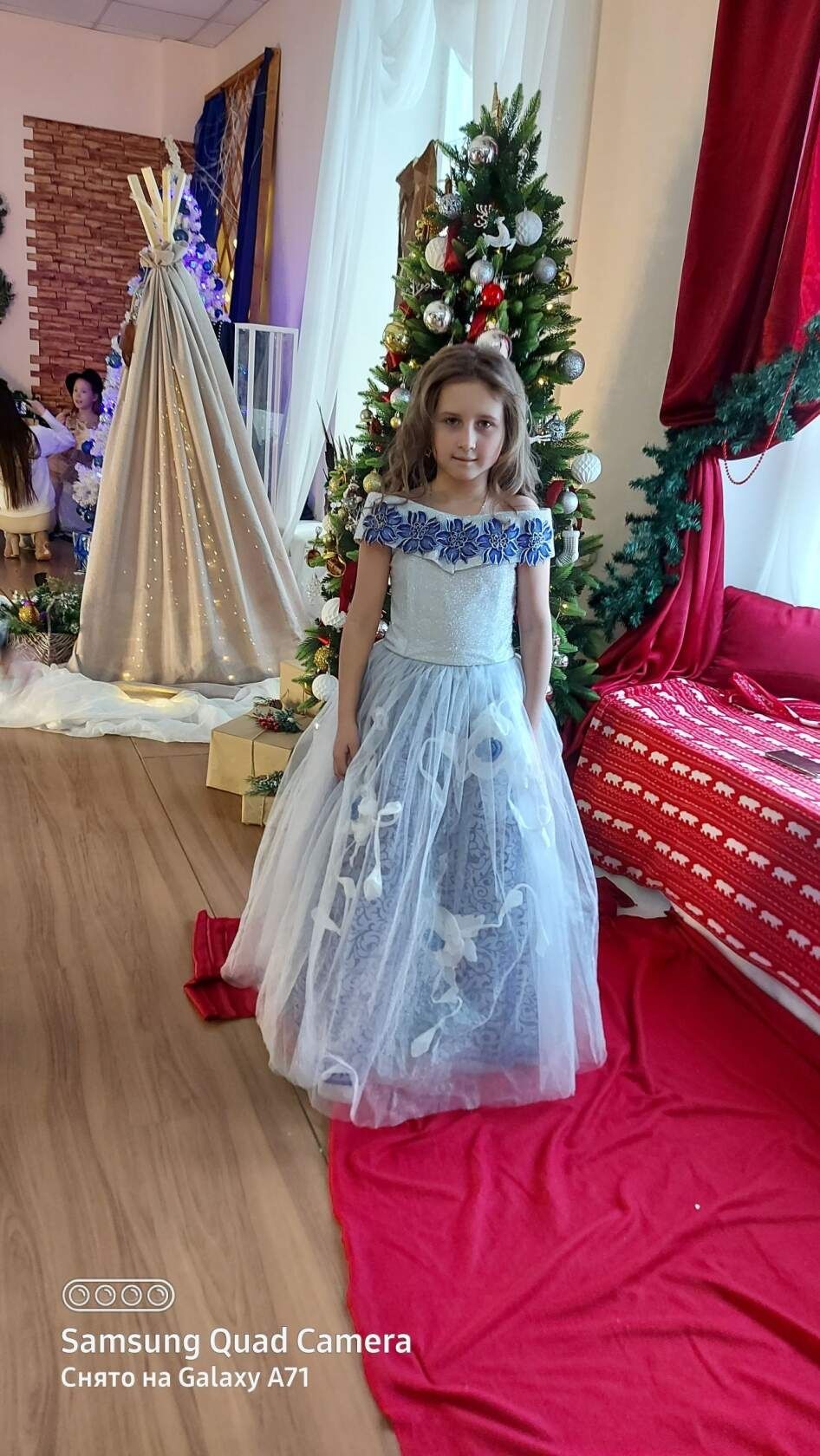Шикарное бальное платье