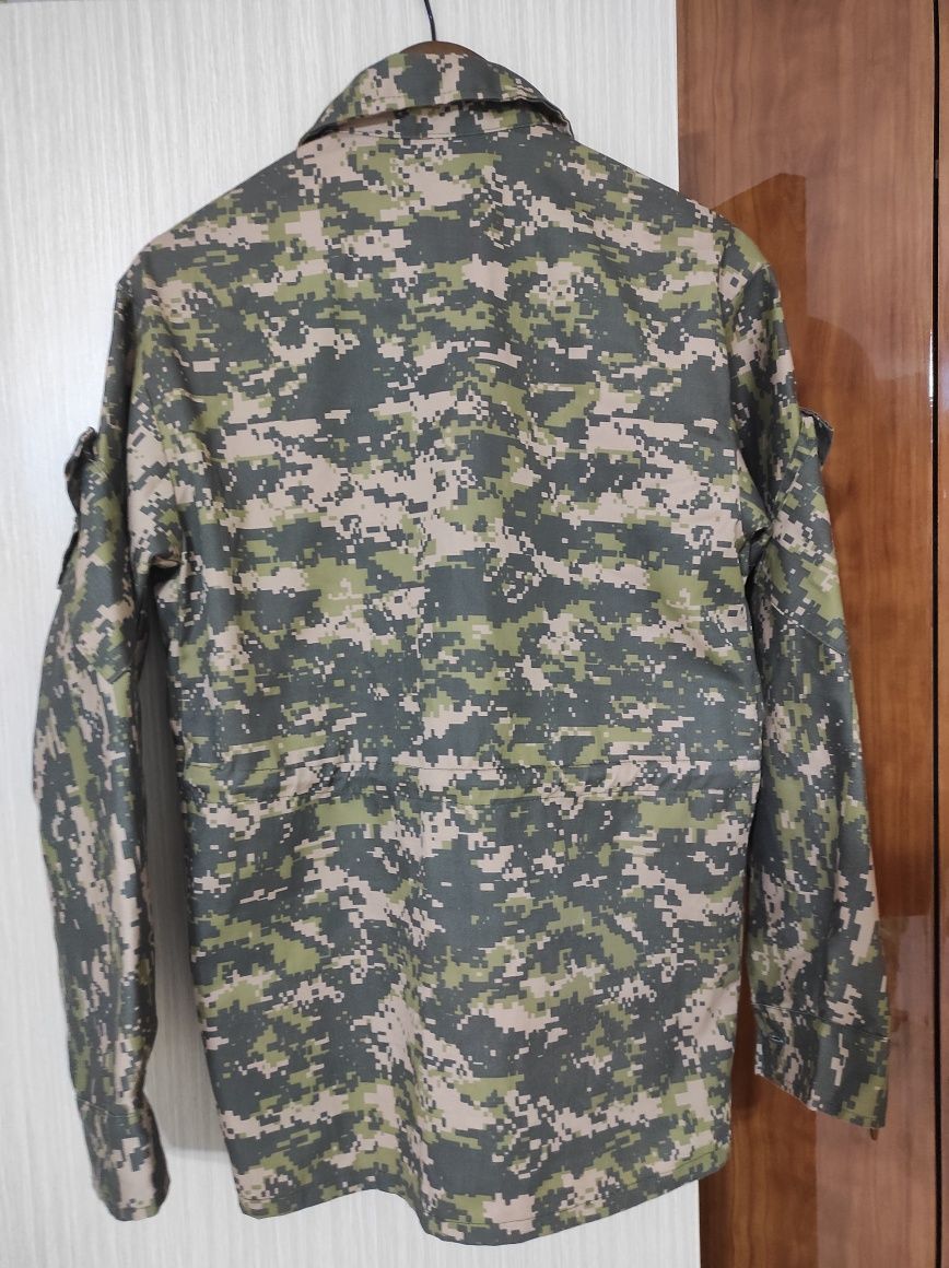 Продаю камуфляж военную форму новая размер 46-48 рост 165-175 см.