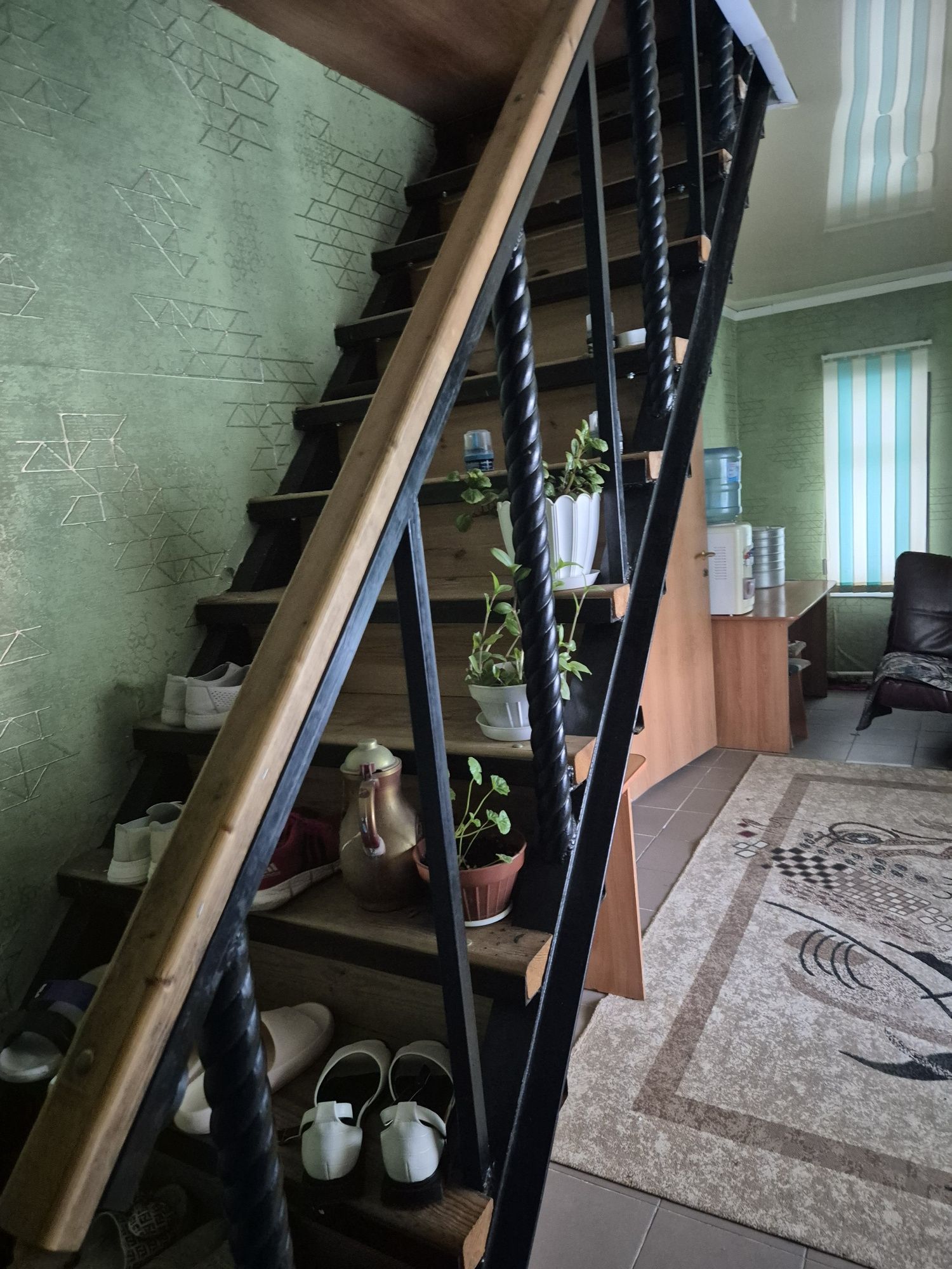 Продам лесницу для дома и коттеджи