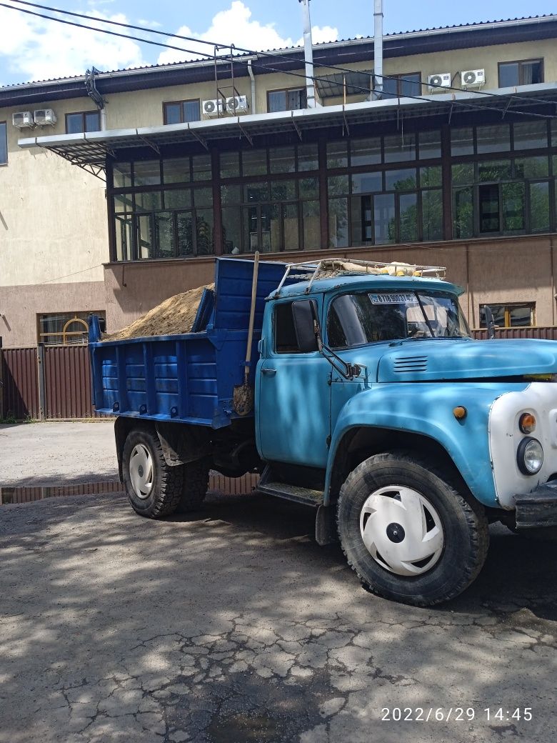 Доставка сыпучих материалов ЗИЛ КАМАЗ по городу и области