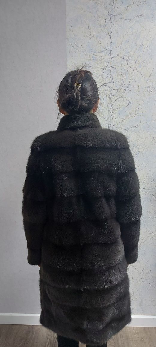 Шуба норковая, б/у