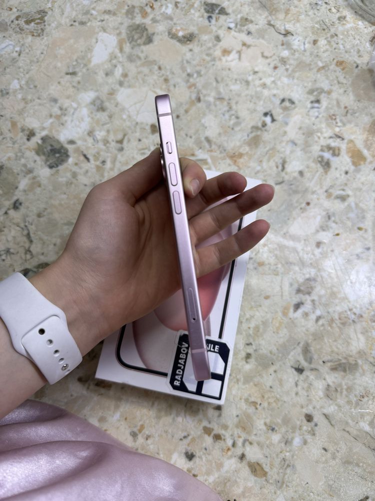 iPhone 15  айфон 15