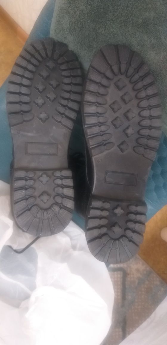 Продам зимние берцы
