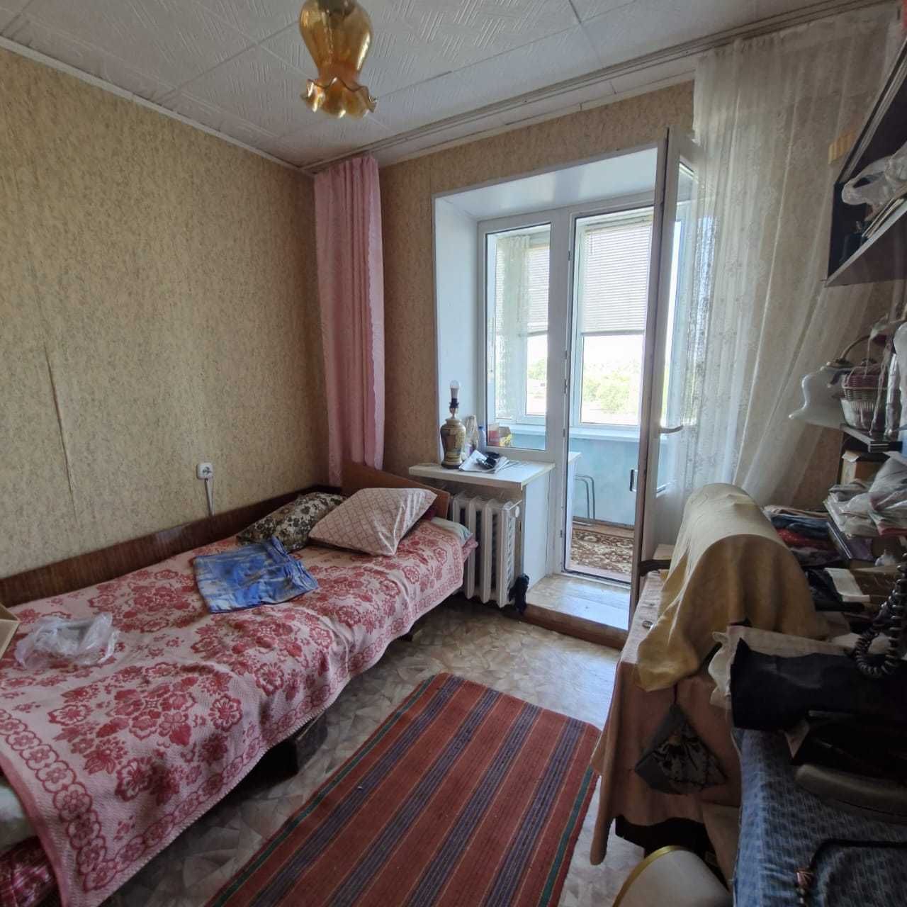 Продам трехкомнатную квартиру на хлебзаводе на 4 этаже
