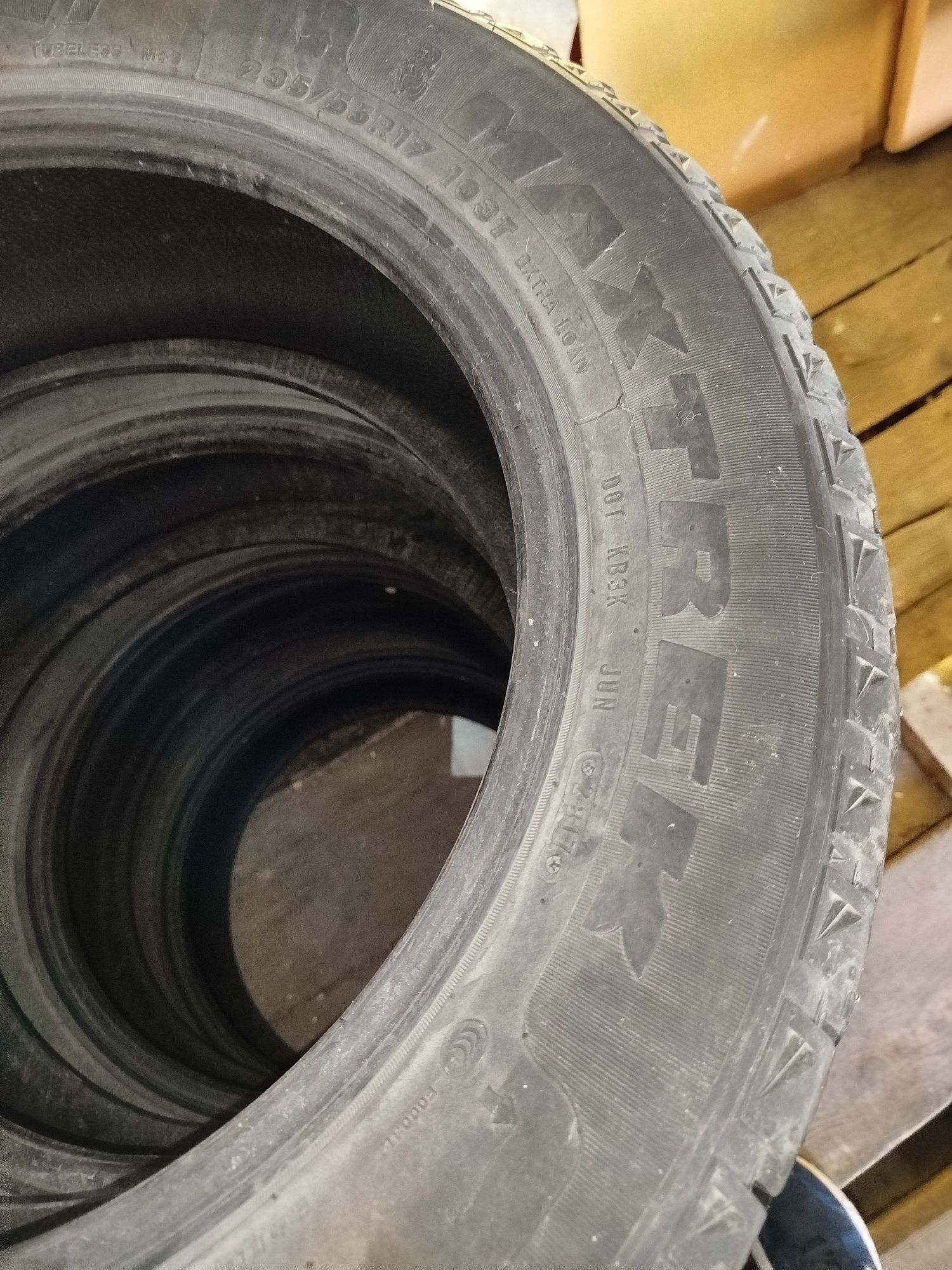 235/55 R17 зимняя резина
