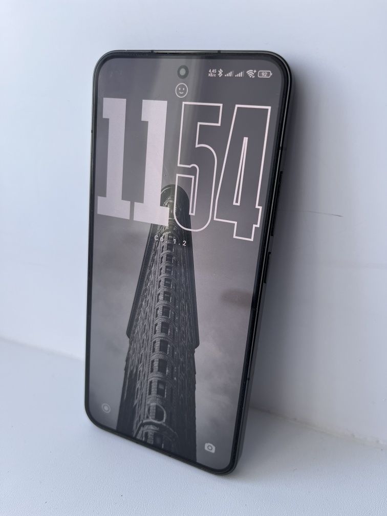 Продам Xiaomi 13