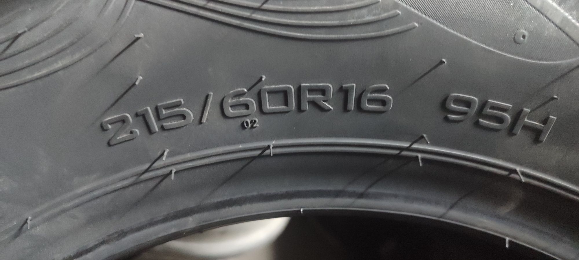 215/60R16 пара шин