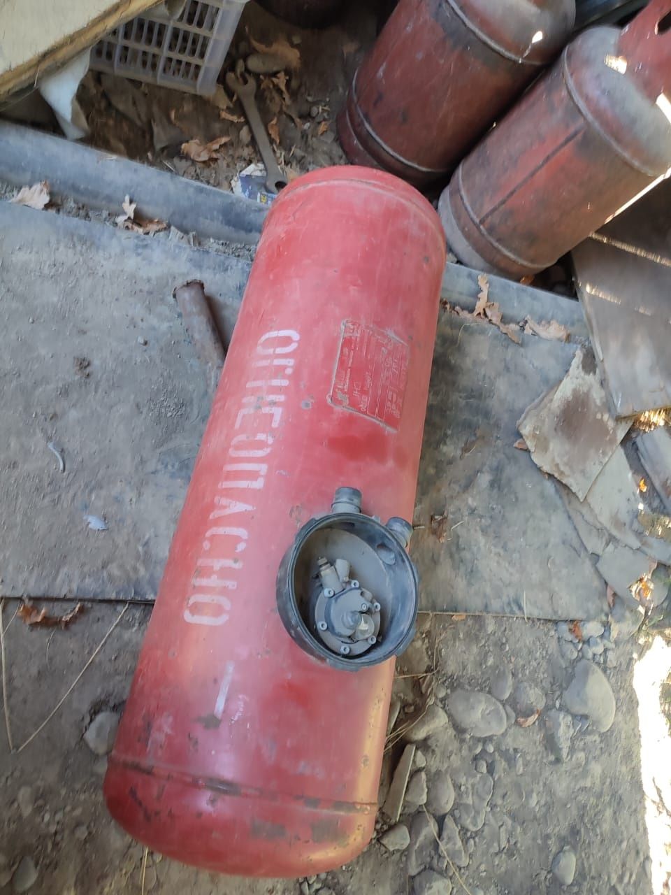 Газбаллон большой маленький инструменты