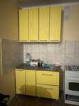Продам б/у кухонный гарнитур в идеальном состоянии.