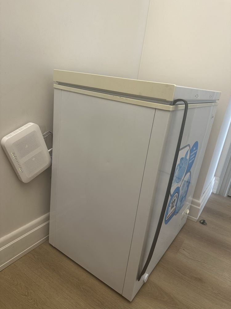 Морозильник Midea