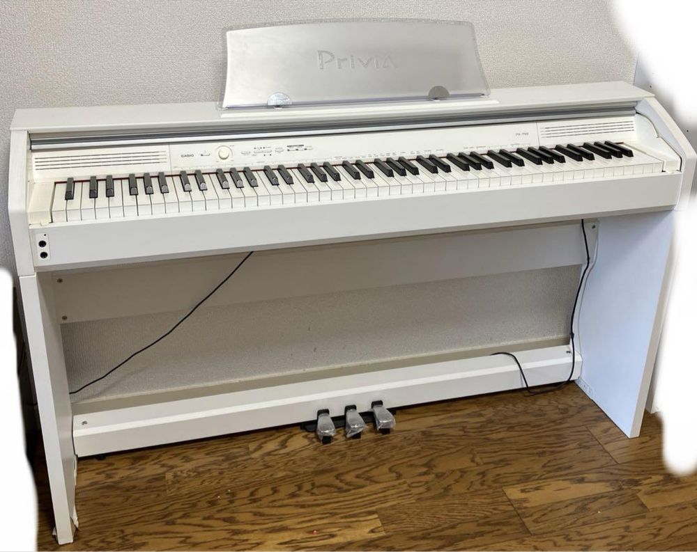 Цифровой пианино Casio Privia Px-750