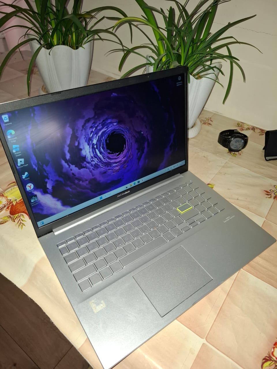 Продам ноутбук ASUS vivobook