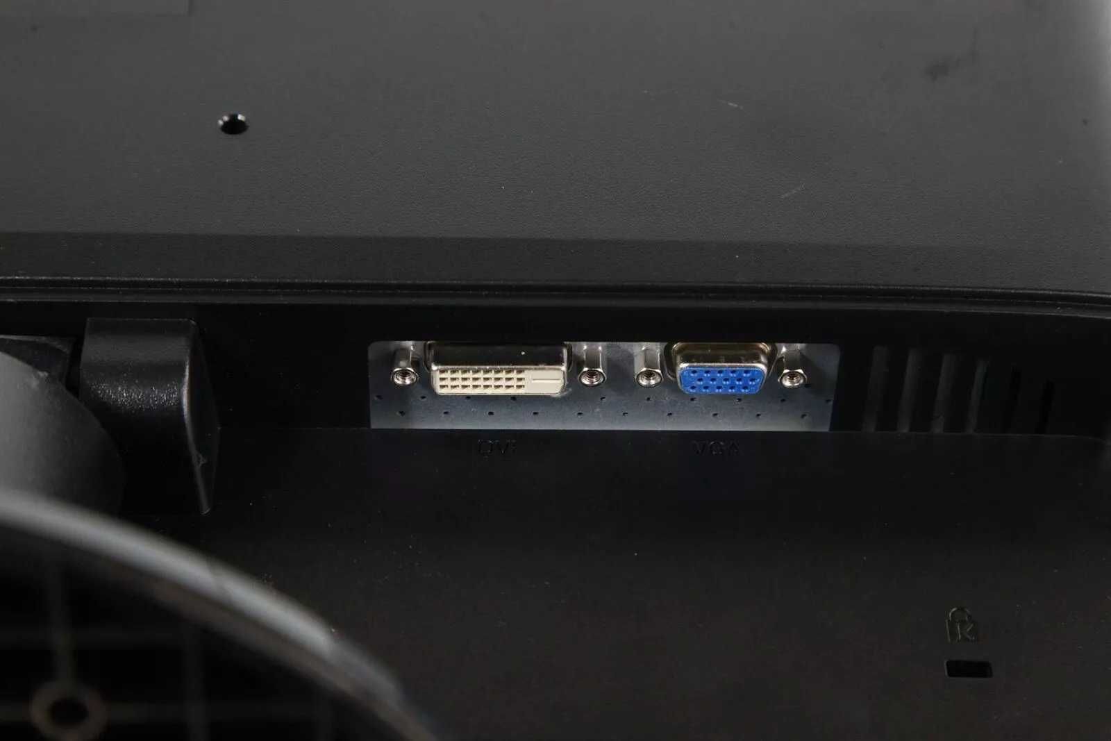 HP S2031A 20", 1600x900, (16:9), Подключение Входы: VGA (D-Sub) DVI-D.