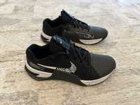 Спортивные Кроссовки  Nike Metcon 8