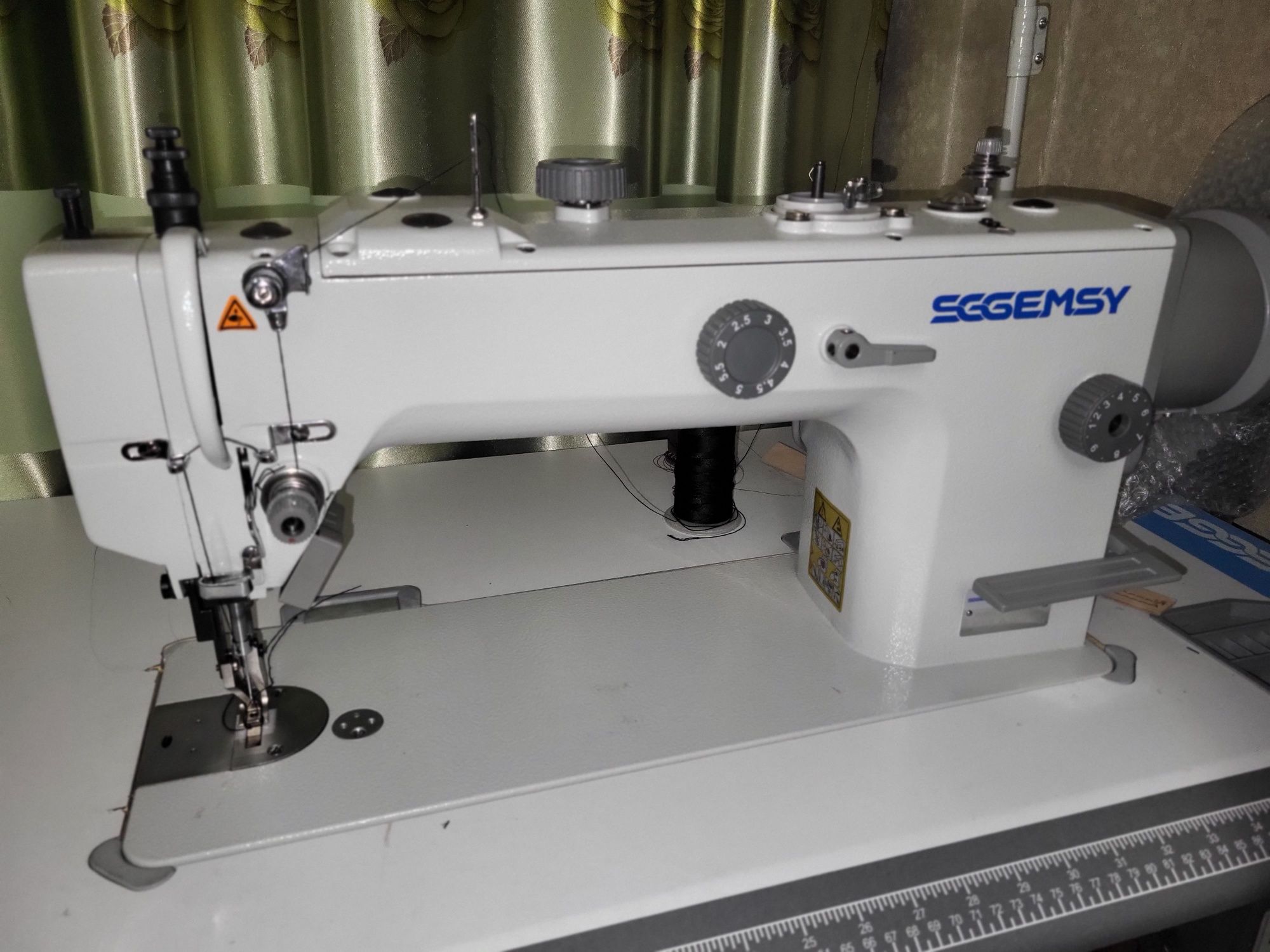 Промышленная швейная машина SGGEMSY SG0611D с унисонным продвижением