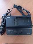 Зарядное устройство SONY BC-U1A