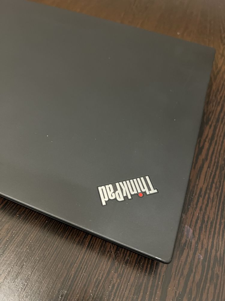 Ноутбук Lenovo ThinkPad T490 i5/16RAM/256 SSD/Win10