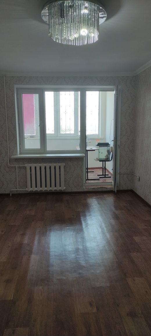 3 ком.УЛУЧШЕННАЯ, не угловая, Сулейманова