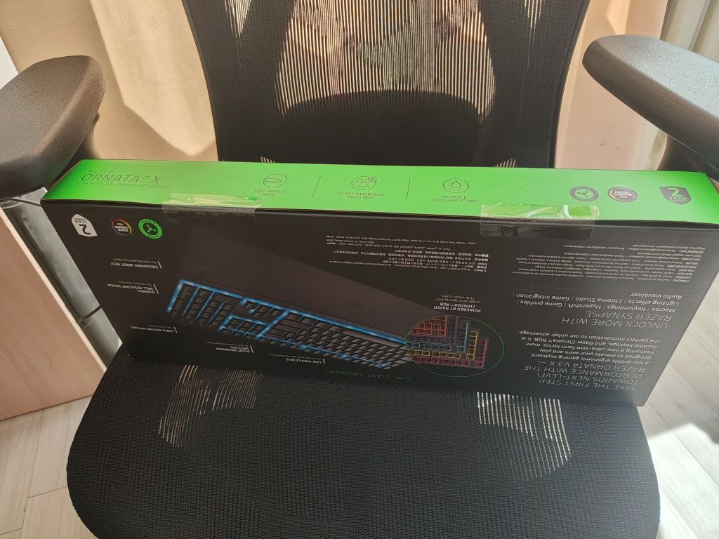 Игровая клавиатура razer ornata v3x