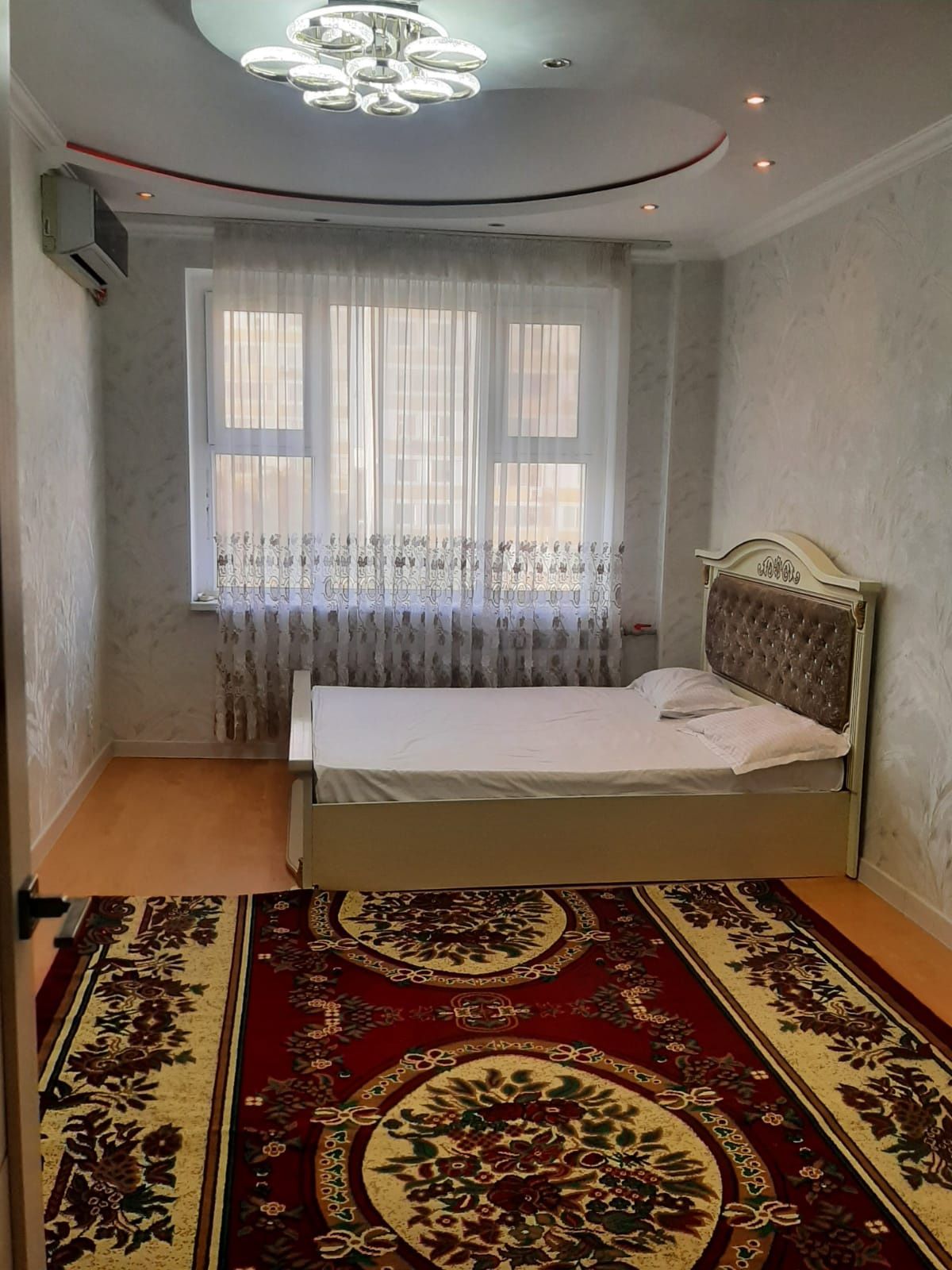 Сдается 2 комнатная квартира, 26-мкр 22- дом, wi fi, бойлер, чистая.т