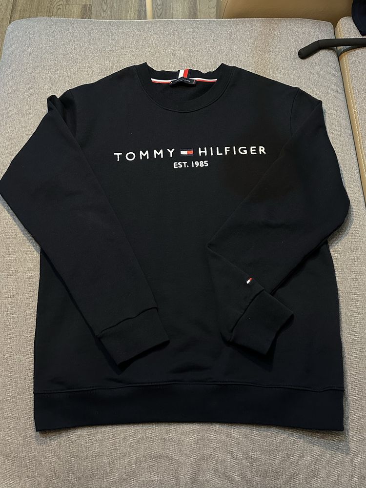 Синяя кофта Tommy Hilfiger (L)