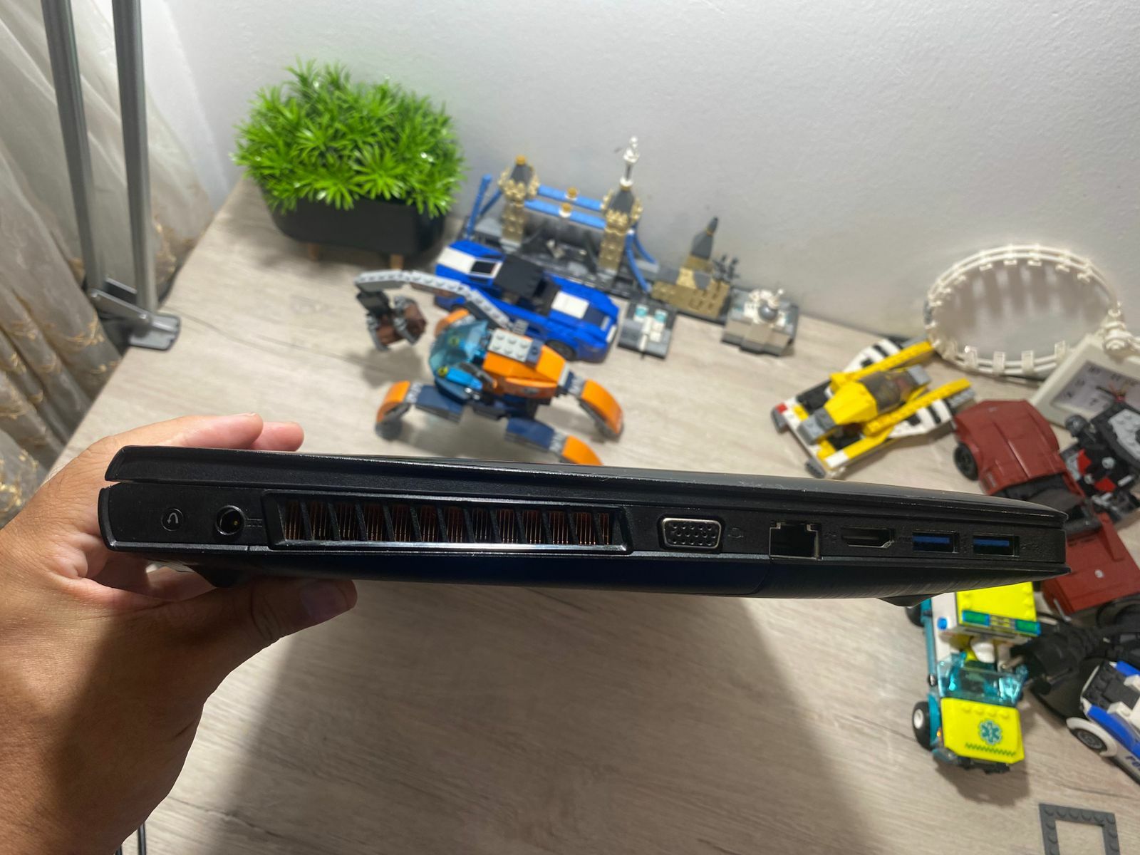 Lenovo intel core i7/IPS FullHD экран