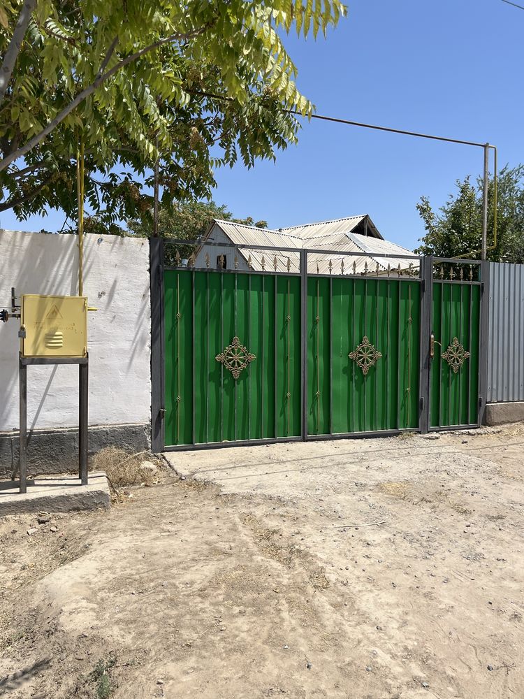 Шардара қ, 2 мкр, Кастеев 1 үй сатылады