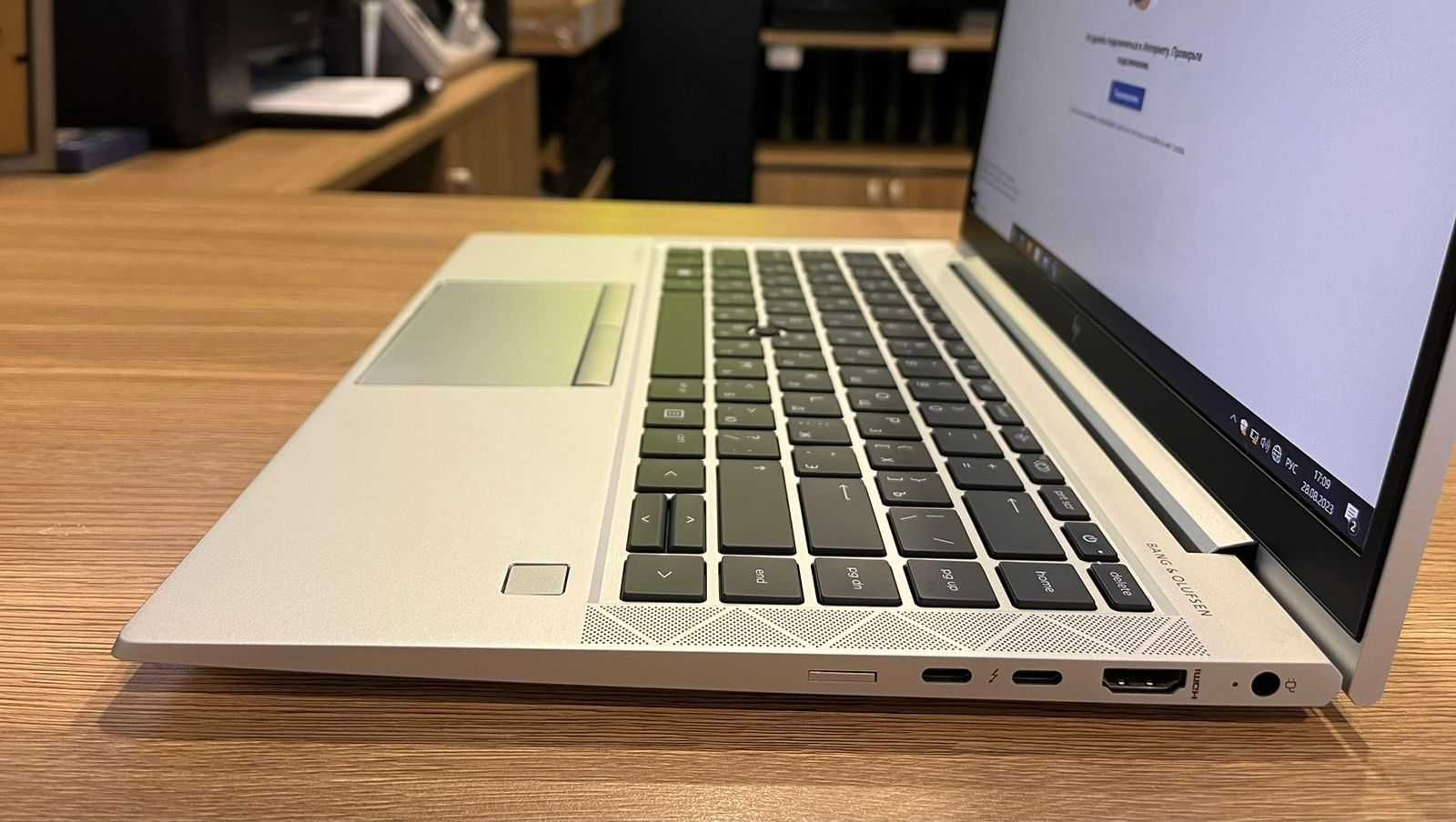 Ноутбук HP EliteBook 830 G7. Core i5 10310U 1.7/4.4 GHz, 16/256 GB